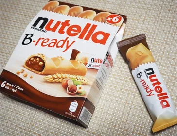 Nutella B-ready six-pack, photographed with a single bar.